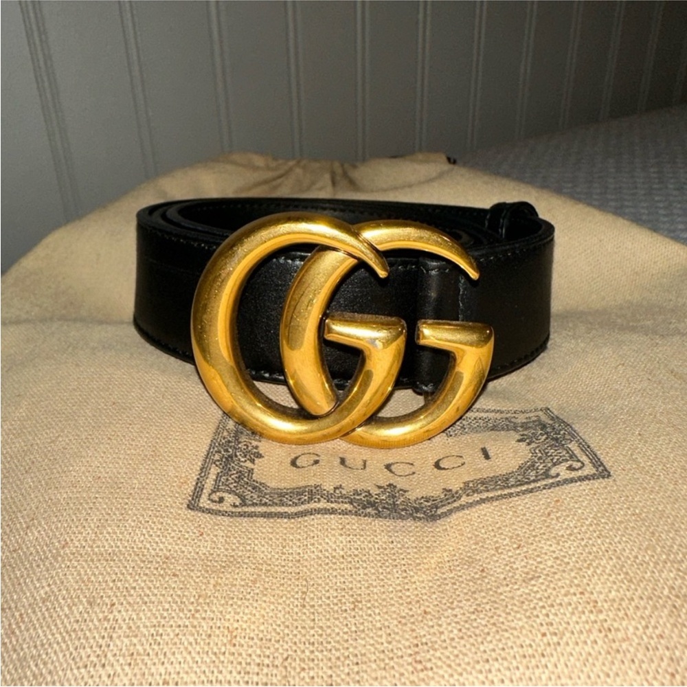 Women’s Gucci belt
